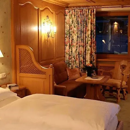 Alpenland - Feine Kleine 4*